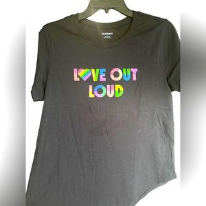 Love out loud t shirt Old Navy
